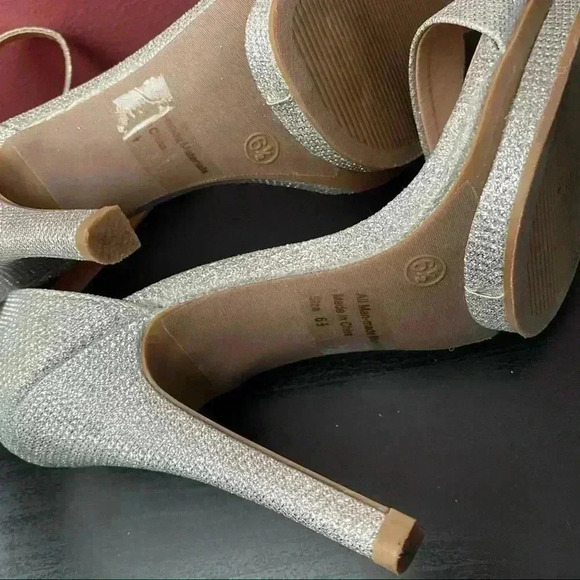 Windsor Sliver Heels - Picture 6 of 8